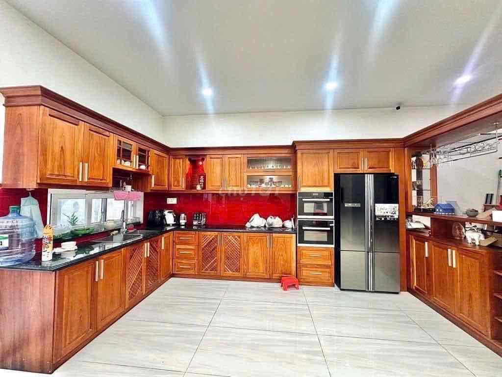Hẻm 8m Lê Văn Quới 7x22m 3 lầu mới 15.2 tỷ