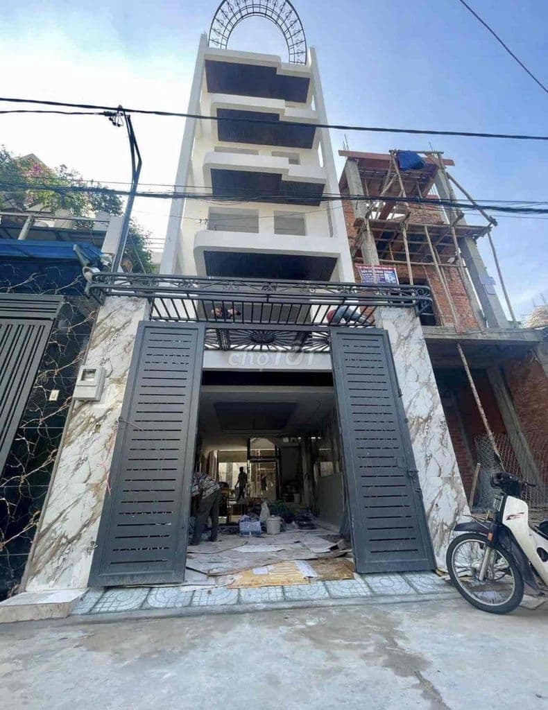 BÁN CĂN NHÀ PHỐ CÓ THANG MÁY P ĐÔNG HƯNG THUẬN Q12