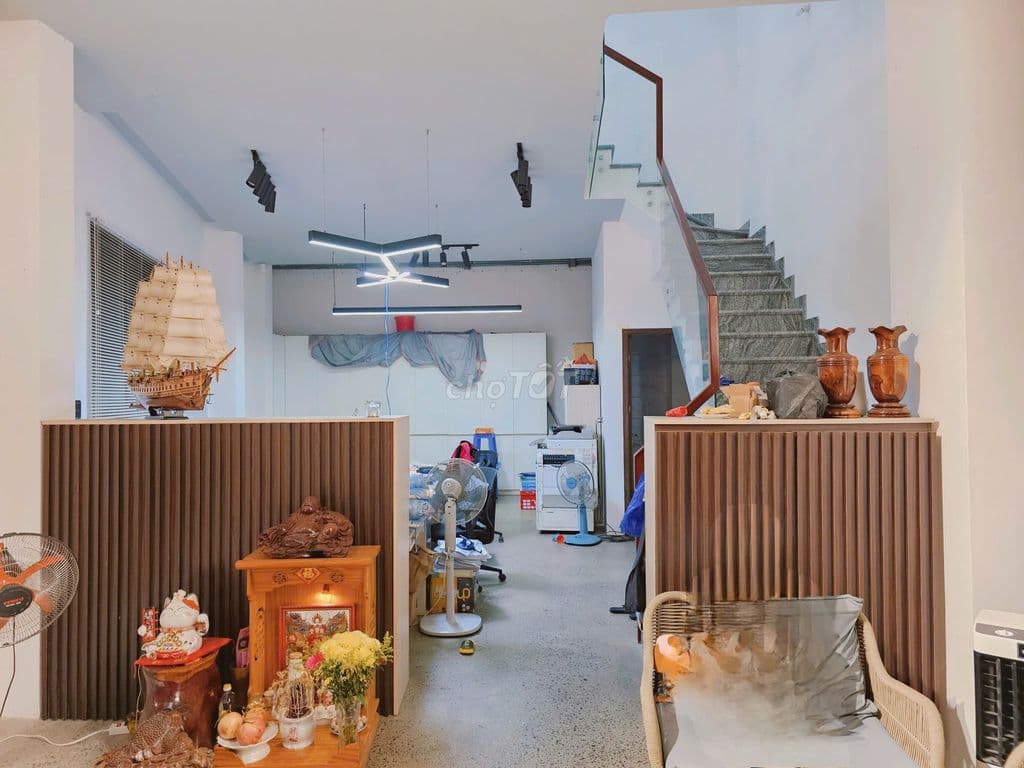 Nhà ngay cầu vượt Gò Dưa, 80m2 1T2L hẻm xe hơi vào nhà, 8.2 tỷ