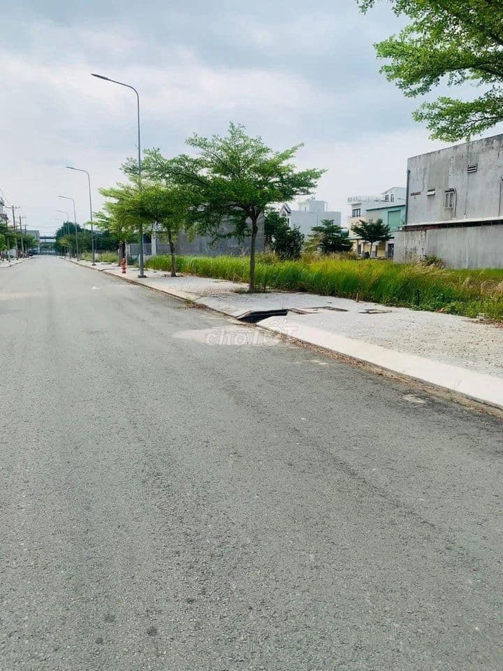 CẦN BÁN GẤP LÔ ĐẤT Ở TÂN THÔNG HỘI GIÁ CHỈ 520 TRIỆU 100M2, SHR - Ảnh 3