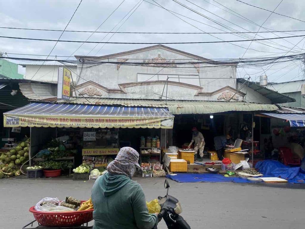 Bán nhà mặt tiền kinh doanh chợ sáng Tân phú Trung khu mua bán sam uat - Ảnh 3