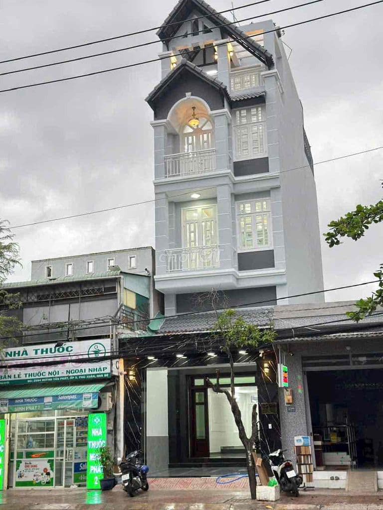 Nhà 5 Tầng, Mặt Tiền HTP, Vị Trí Đẹp Tiện Kinh Doanh - Ảnh 2