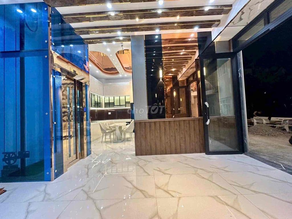 NHÀ PHỐ HIỆN ĐẠI CÓ THANG MÁY - XÂY DỰNG MỚI 1979 HUỲNH TẤN PHÁT - Ảnh 3