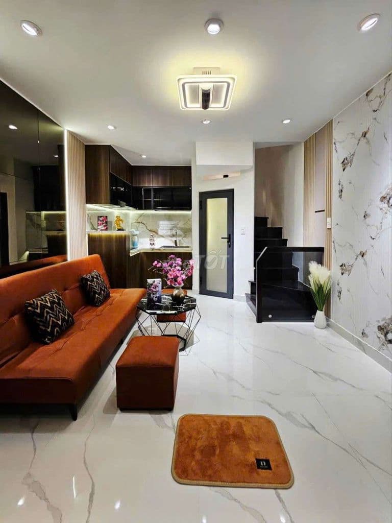 Nhà 2 Lầu hơn 2T Quang Trung , phường 10, Gò Vấp