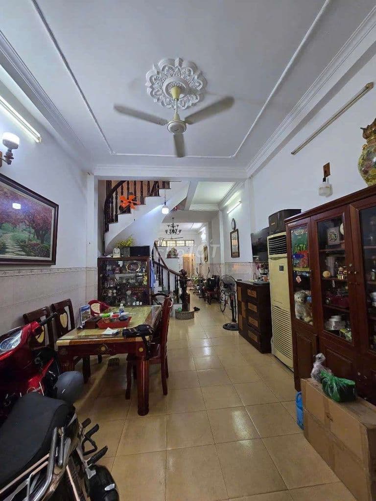 Bạn nhà 3 lầu hẻm 4m đường Nguyễn Chế Nghĩa P13 Q8 - Ảnh 2