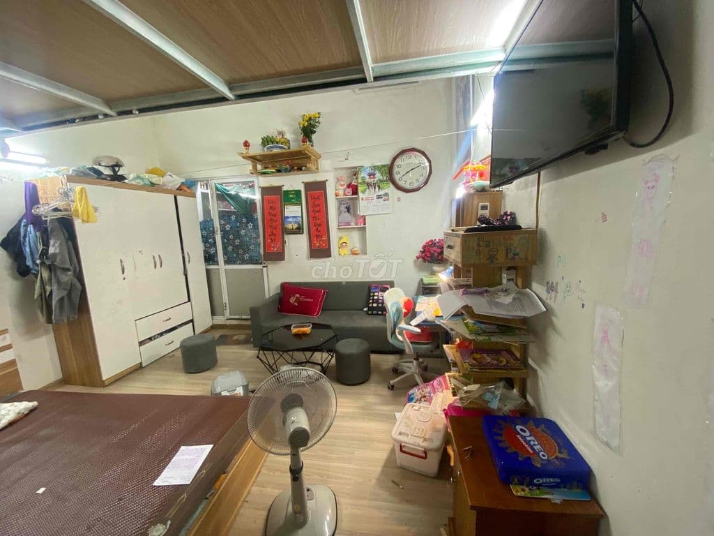 chính chủ cần bán tập thể nhà a2 ngõ 42 triều khúc - Ảnh 2