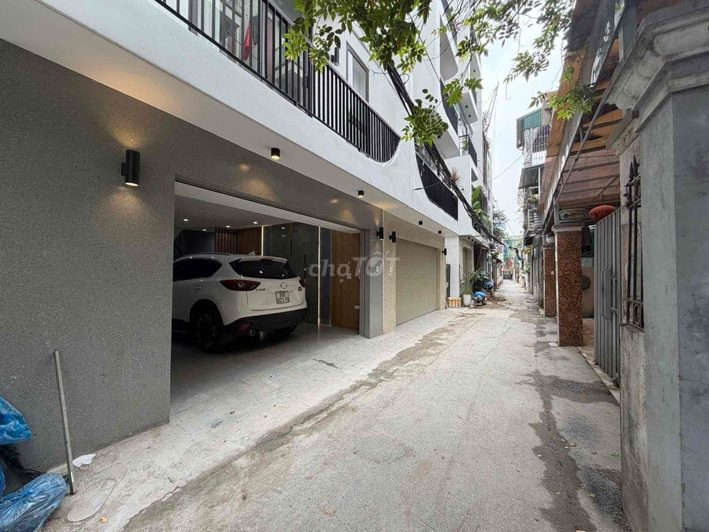 chính chủ nhờ bán nhà 50 m2 xây 6 tầng ô tô vào nhà nhỉnh 9 tỷ