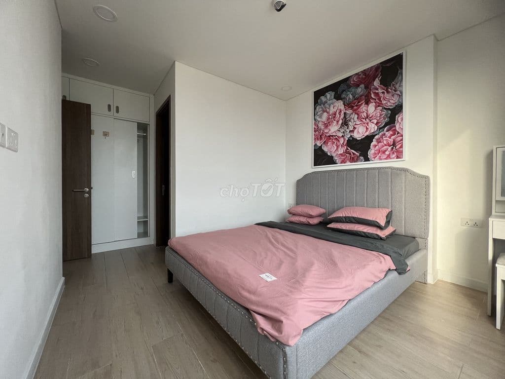 CHỦ BẢN GẤP! CĂN HỘ 2PN ĐẸP NHẤT KINGDOM NỘI THẤT LUXURY CHỈ 7,2 TỶ - Ảnh 2