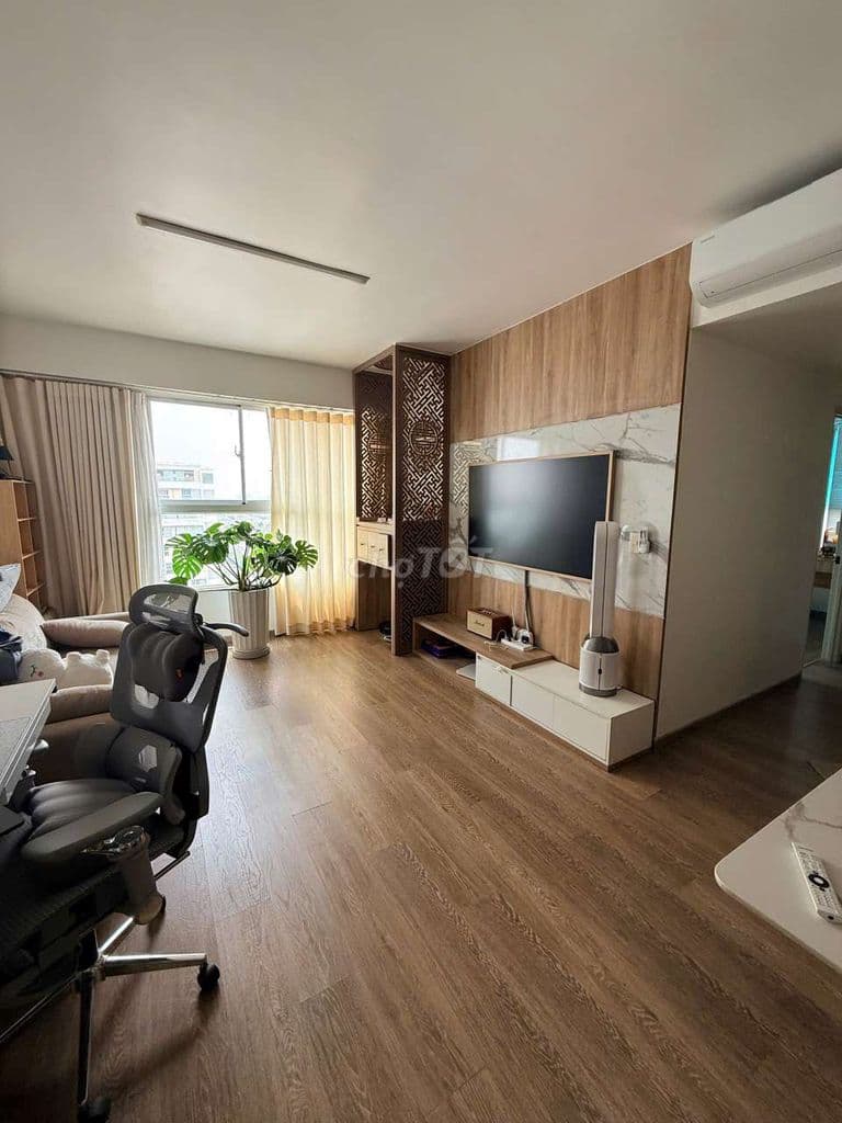 3.1 tỷ căn góc 2pn2wc 73m2 thoáng và rộng ạ