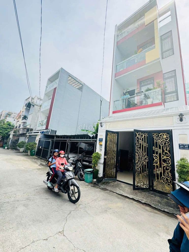 Cần bán gấp nhà 3 tầng - Ngay KDT Vạn Phúc - Ql13 Hiệp Bình Phước