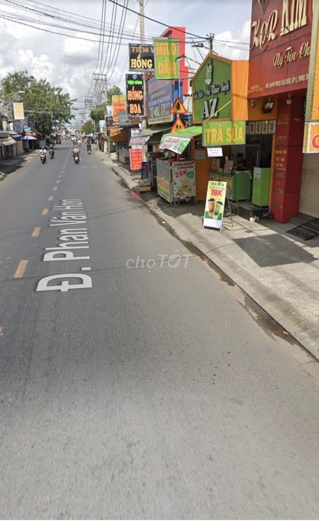 Đất MT phan văn hớn hiện đang cho concung thuê - Ảnh 2