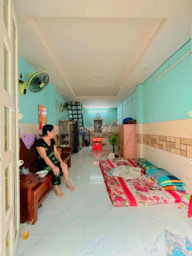 nhà hẻm 95 le văn lương dt:28m2 gần lotte
