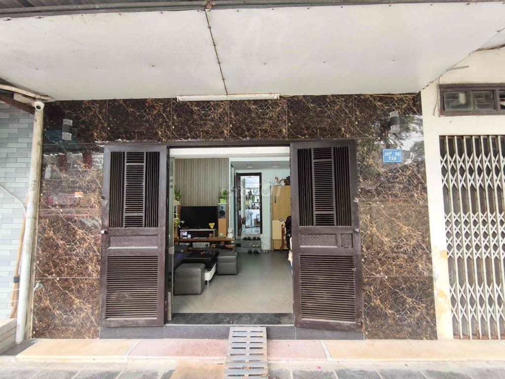 Nhà tập thể tầng 1 , E6 thanh xuân bắc , phường thanh xuân , hn - Ảnh 3