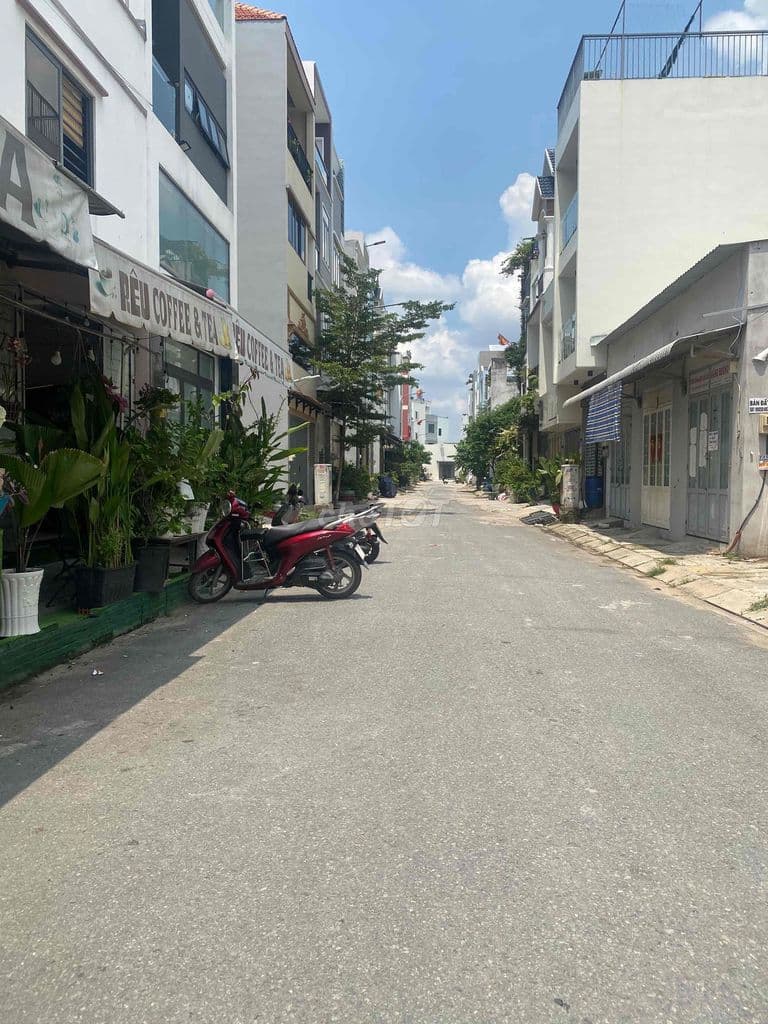 Giá Tốt! đất 4x16 đường 8m4 khu dân cư Hồ Văn Long