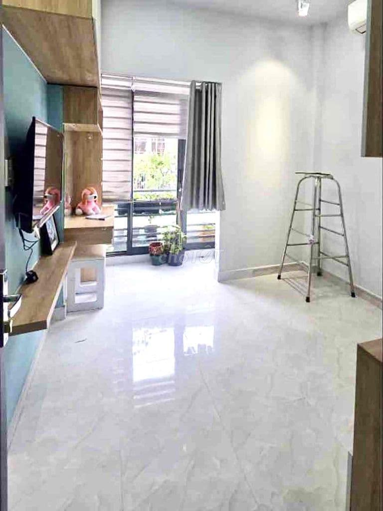 Nhà 2 tầng Quận 11 Đầm Sen giá 2 tỷ - Ảnh 3