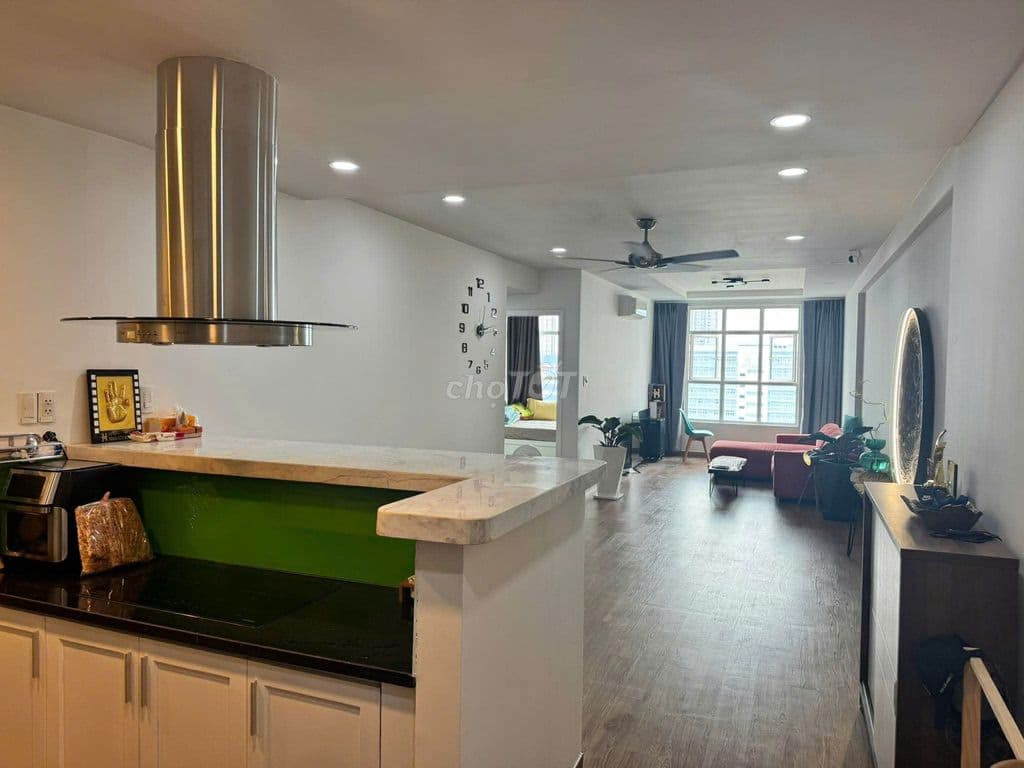 Bán căn hộ chung cư Hoàng Anh Thanh Bình, 5,5 tỷ, 114m2, 3pn