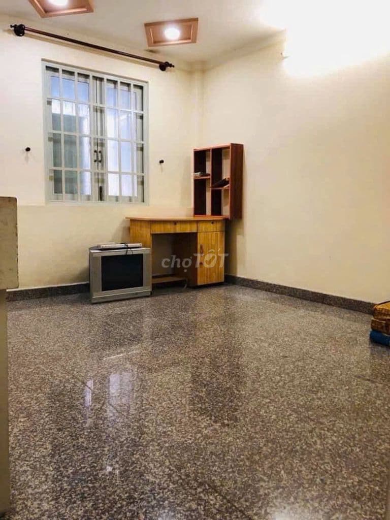 Chỉ 3 Tỷ xíu - Lê Trọng Tấn - DT: 40m2 - 2PN 2WC SHR Ở Liền - Ảnh 3