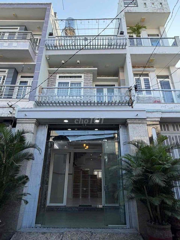 Nhà 4.2m x 15m 3 tầng hẻm 5m thông đường Đông Bắc-Tô Ký Q12