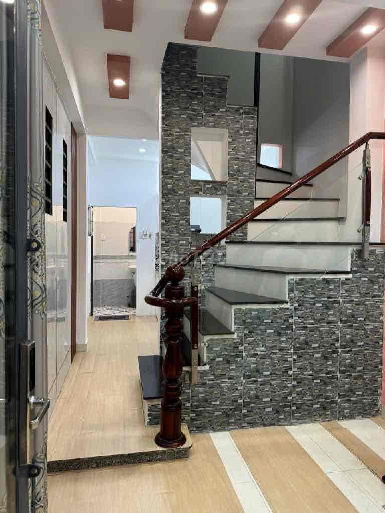 Bán Nhà Bình Đông P14- 40m2- 3 PN- hẻm 3.5m- nhỉnh 3 Tỷ