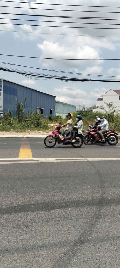 BÁN ĐẤT MẶT TIỀN ĐƯỜNG NGUYỄN VĂN TẠO DIỆN TÍCH 2520M2 CÓ 300M2 ONT - Ảnh 3