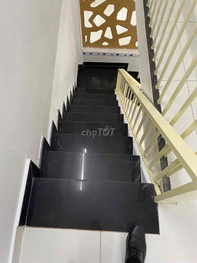 nhà hai tầng kiên cố hẻm 282 Bùi Hữu Nghĩa, Quận Bình Thạnh - Ảnh 2
