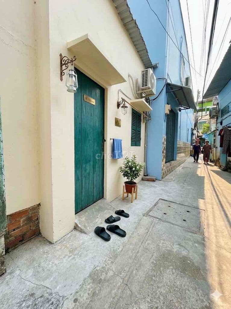 BÁN NHÀ CHỢ ĐÊM TÂN TẠO . 4 X 8 M. SỔ HỒNG. 5 PHÚT QUA AEON BÌNH TÂN