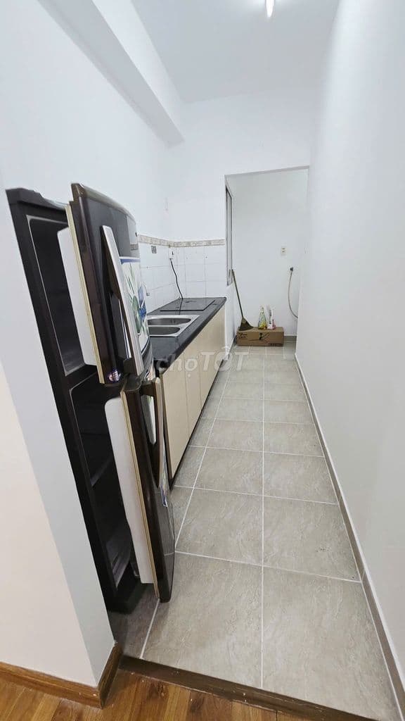 CẦN BÁN GẤP CĂN2PN, 2WC 64M2 BLOCK A8 GIÁ 2.73 TỶ NHÀ MỚI SỔ HỒNG RỒI - Ảnh 3