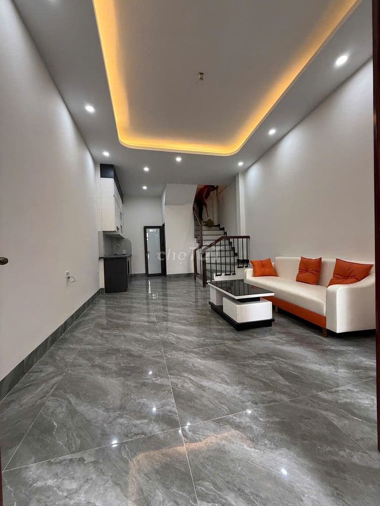 BÁN NHÀ THẠCH BÀN 35M 5 TẦNG GẦN KĐT GARDEN CITY 6,X TỶ - Ảnh 2