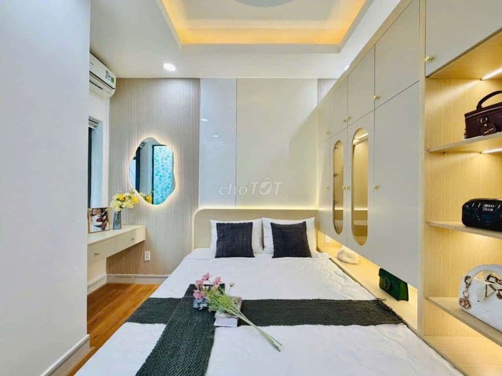 chủ cần bán gấp Dt 28m2 giá 3 tỷ nhỉnh - Ảnh 2