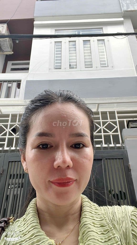 NHÀ 3 TẦNG SÁT VẠN PHÚC CITY- Xe joiw