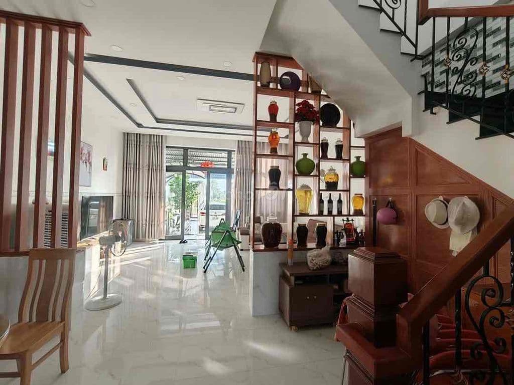 Bán nhà MT đường nhựa,đi ra Nguyễn Văn Linh 5-10p - Ảnh 2