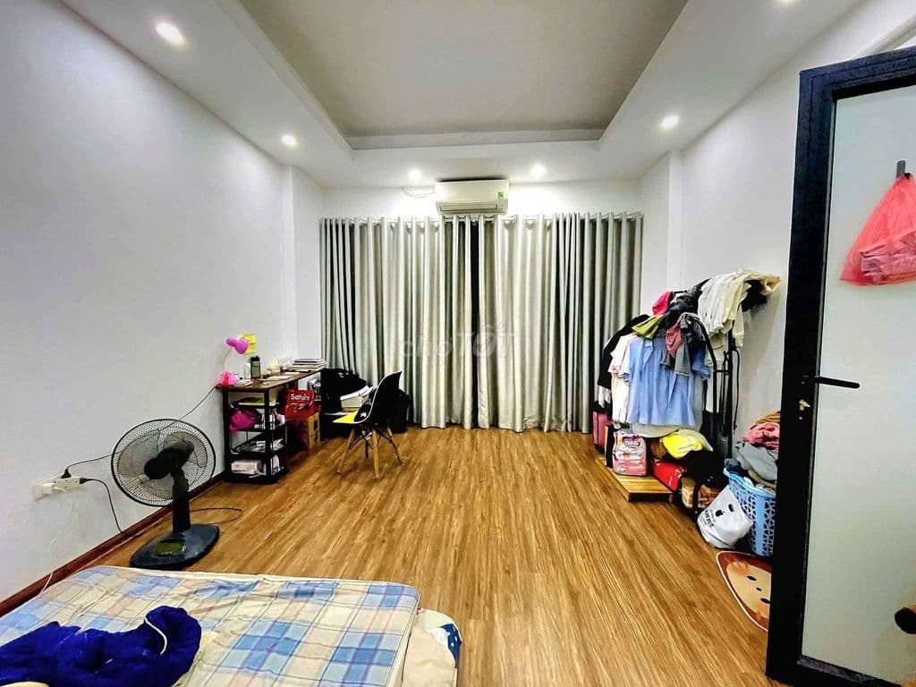 Hoàng Quốc Việt, vài bước ra phố, 25m ra oto dừng đỗ, ở luôn, full đồ - Ảnh 3