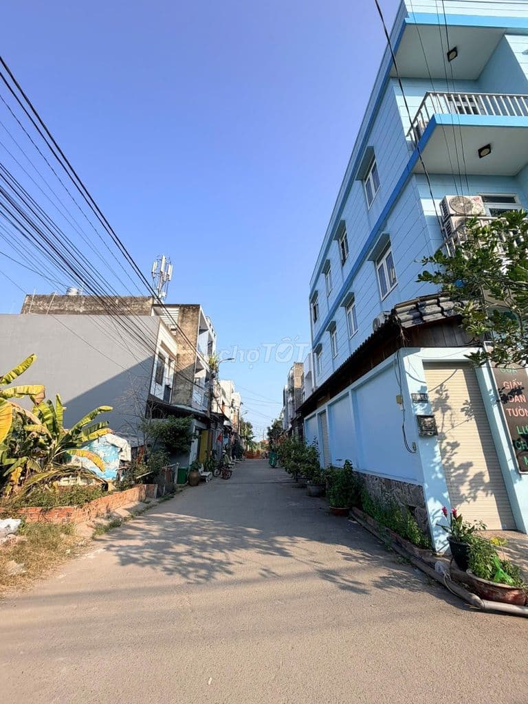 Bán đất hẻm nhựa gần melosa Khang Điền, thích hợp tích lũy tàisản và ở - Ảnh 2