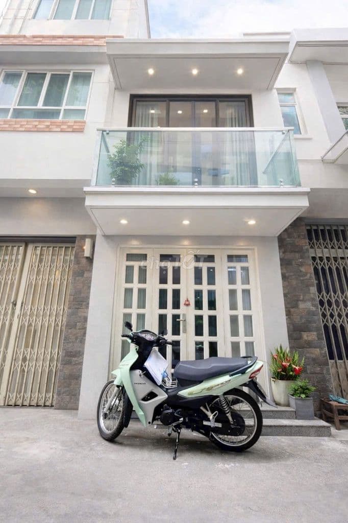 Bán nhà 2 tầng gần đường vĩnh khánh - Ảnh 2