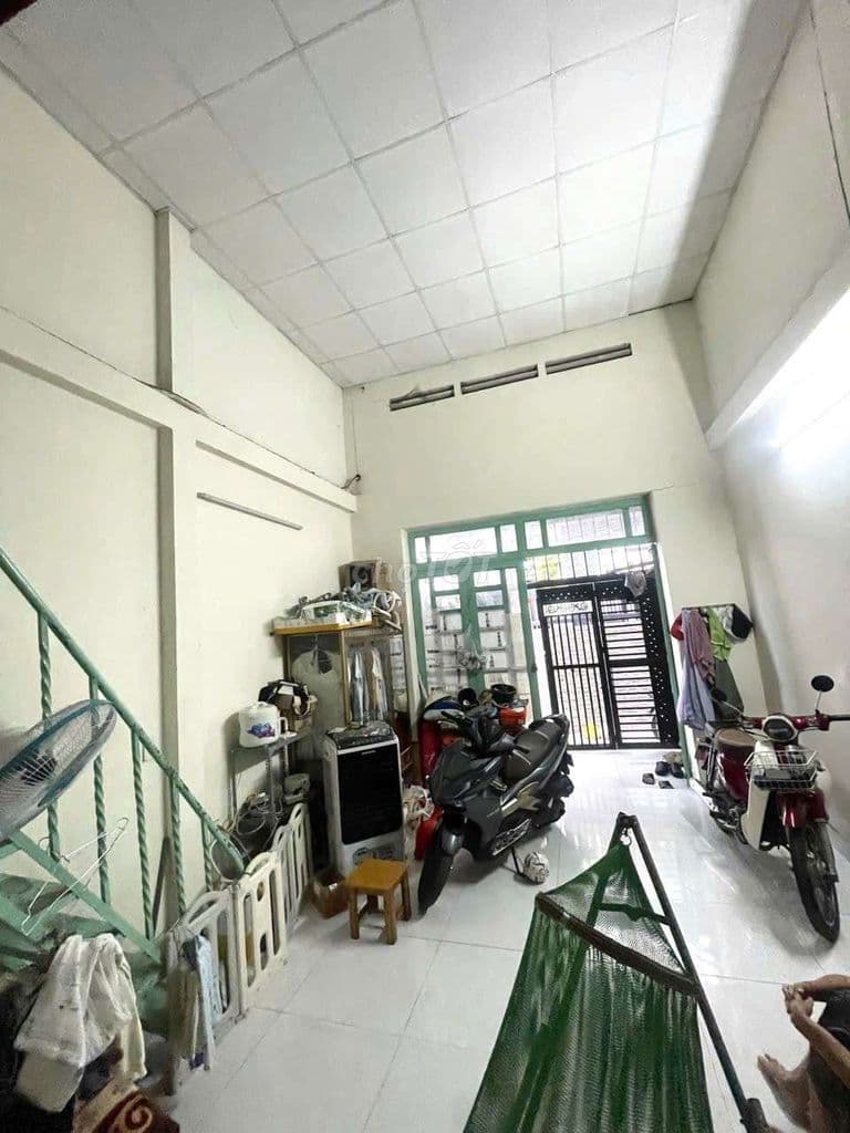 Nhà cấp bốn vuông vức cách 50m ra Đường ô tô - Ảnh 2