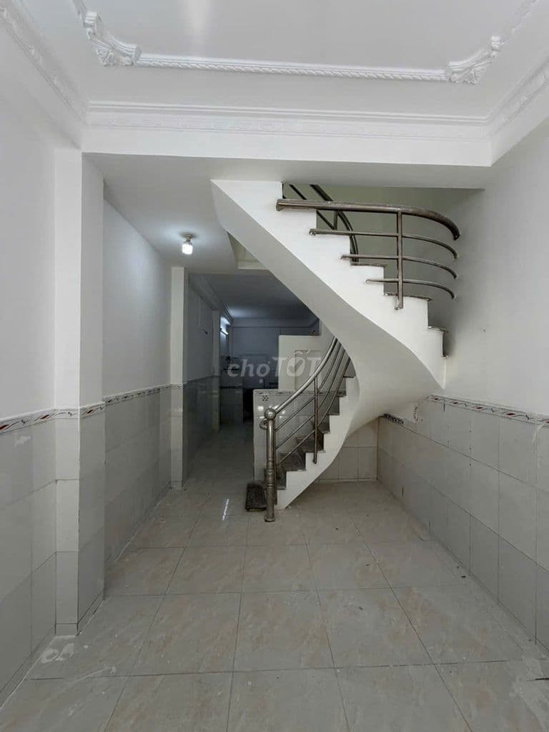 BÁN NHÀ ĐẸP MAI HẮC ĐẾ Q8 - HẺM AN NINH - 2 TẦNG 2PN - 72M2 - HƠN 3 TỶ