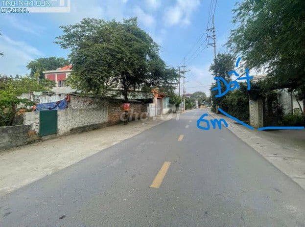 BÁN ĐẤT PHƯỜNG TÙNG THIỆN, Ô TÔ TRÁNH VỈA HÈ, SÁT 2 TRƯỜNG ĐH LỚN