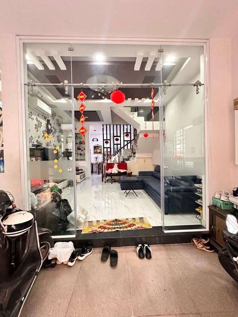 🏠Bán nhà: Đường Lê Văn Sỹ, P 11 Phú Nhuận, Ngang 4,5M 60M2, Giá:9.5Tỷ - Ảnh 2