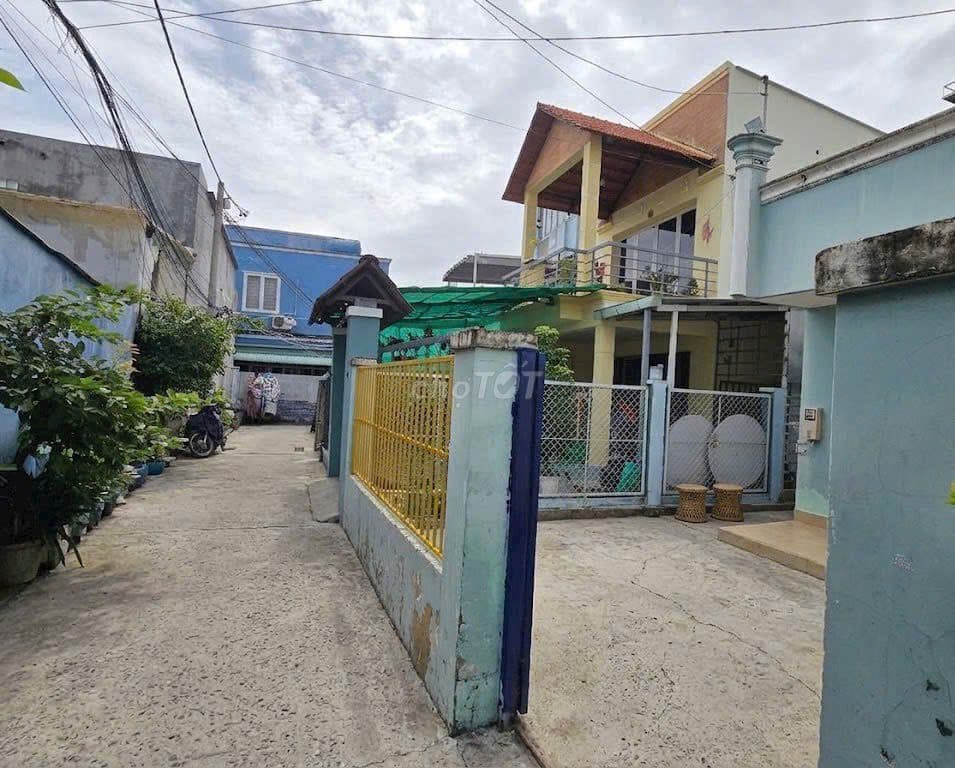 Nhà cũ tiện xây mới; 6,2x23m cách Phú Mỹ Hưng 300m; hẻm 3m ba gác vivu - Ảnh 2