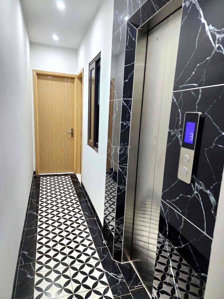 Bán CCMN Cầu Giấy, 6 tầng, thang máy, 11p khép kín, hơn 600tr/n. - Ảnh 2