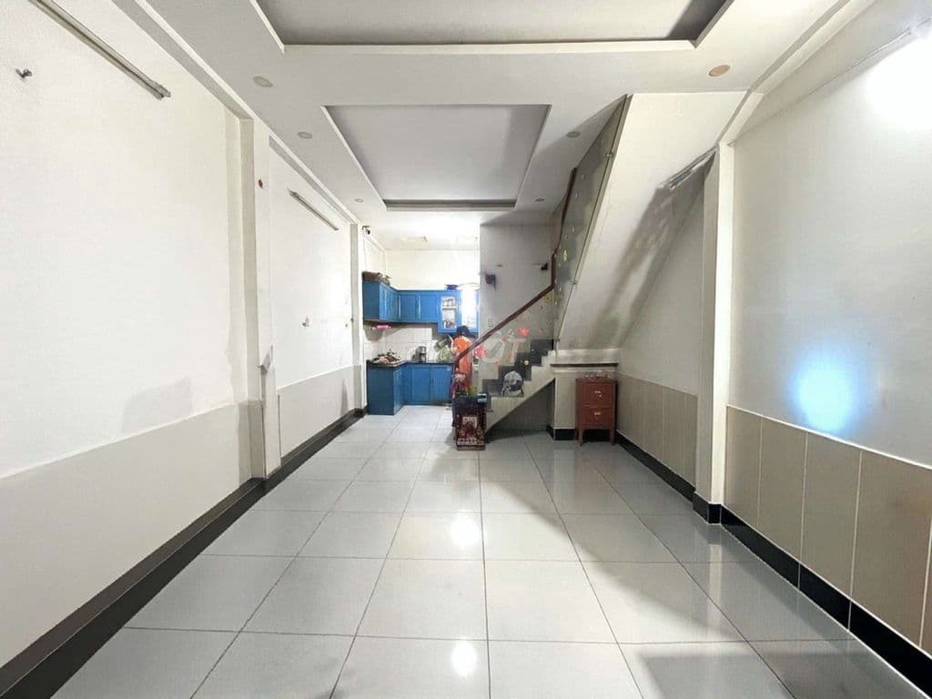 33m'chỉ (3,5tỷ) 130/35 Quang Trung