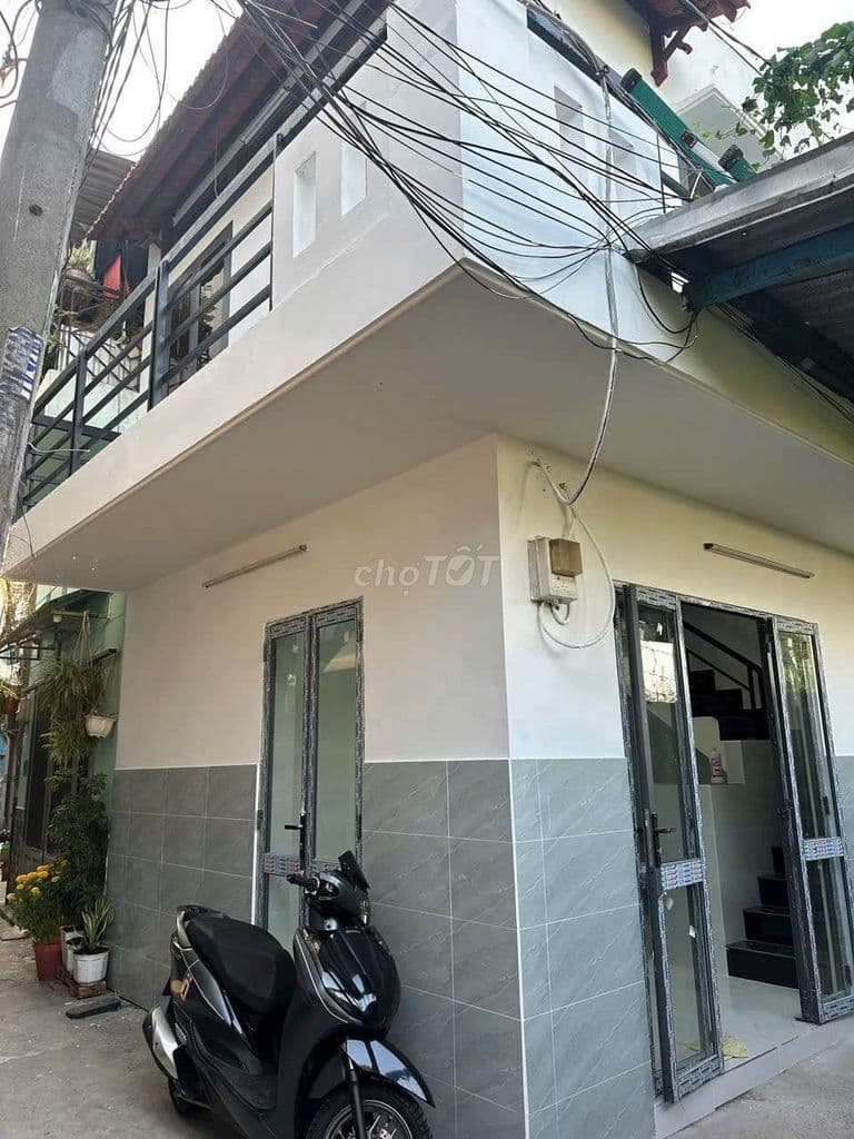 Thương lượng mạnh Bán nhà mới căn góc đường D9 -Lưu Chí Hiếu-Tây Thạnh