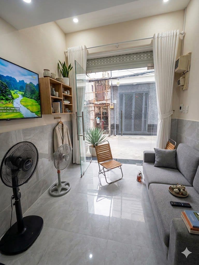 VỊ TRÍ HIẾM- NHÀ 4 TẦNG Ở LIỀN- TRẦN BÌNH TRỌNG Q5- HẺM 4M AN NINH - Ảnh 3