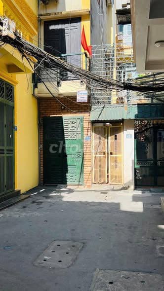 bán nhà 4 tầng Nguyễn Lương Bằng lô góc 8.5 tỷ