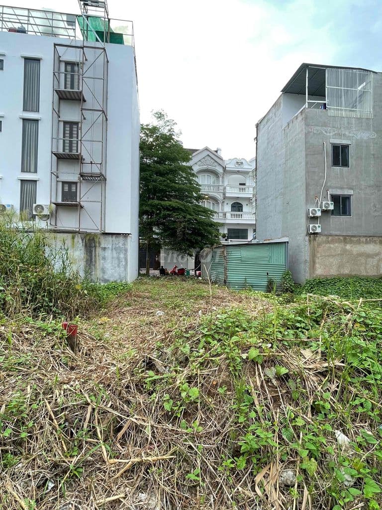 Đất ở 5 x 22 Sổ Riêng 2Mt đường 7m, xây tự do, KDC Rạch Tôm Nhươn Đức