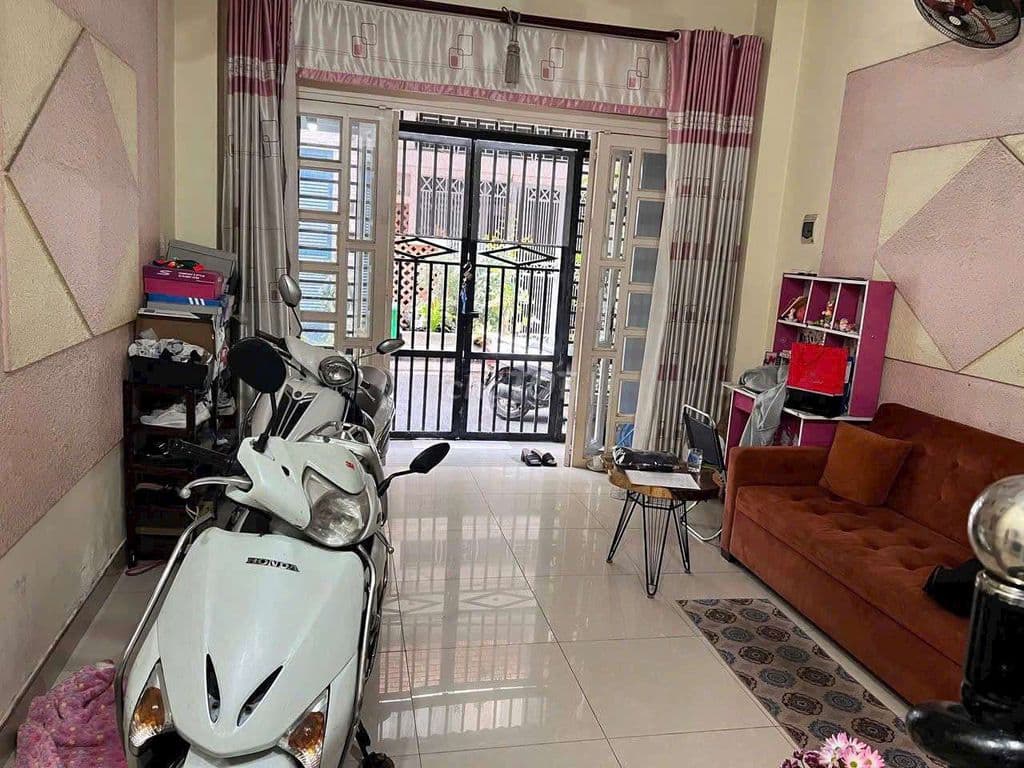 BÁN NHÀ MỚI ĐẸP HẺM XE HƠI GÒ DẦU 48M2, 3TẦNG 4 PN_GIÁ CHỈ 6, 5TỶ TL - Ảnh 2