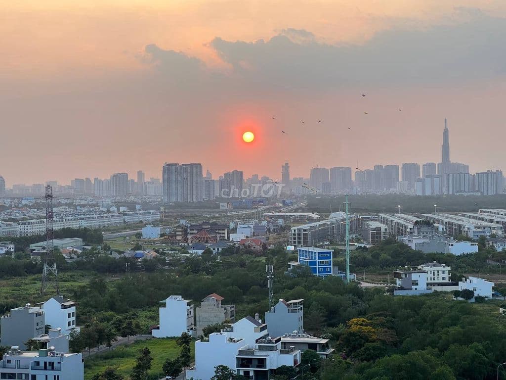 Bán căn chung cư Hausneo 1 PN + 1 (55m2) tầng 18 View Landmark 81