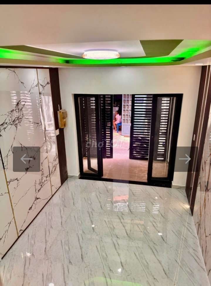 HẺM XE HƠI GIÁ XINH - Ảnh 2