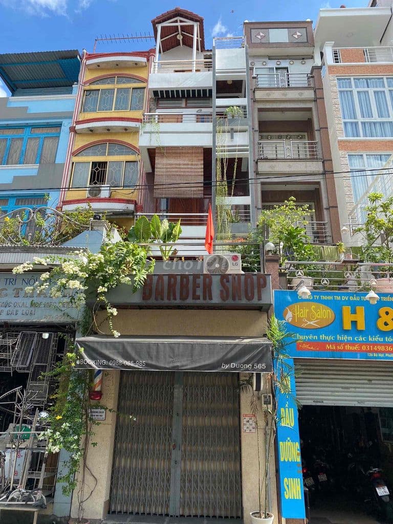 Bán nhà mặt tiền DT 50m, 4 lầu, đường Bà Hạt, Q10, HCM.