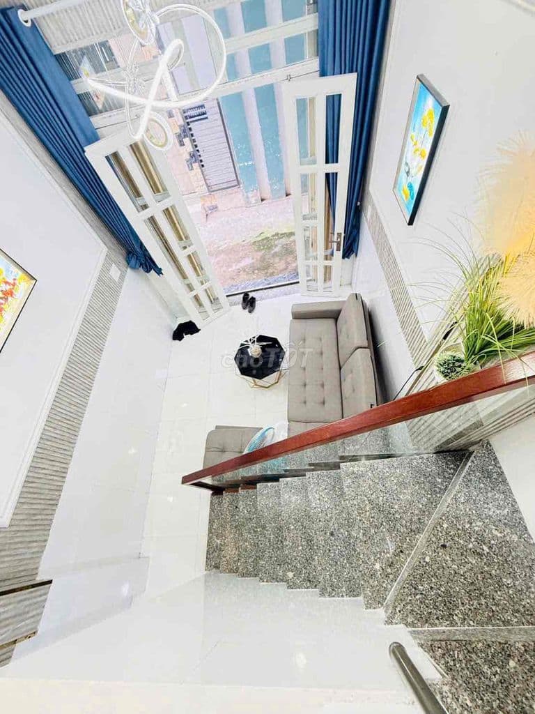 ✅Nhà 3 lầu, 4 phòng ngủ, có sổ hồng, hẻm 1982 Huỳnh Tấn Phát. - Ảnh 3
